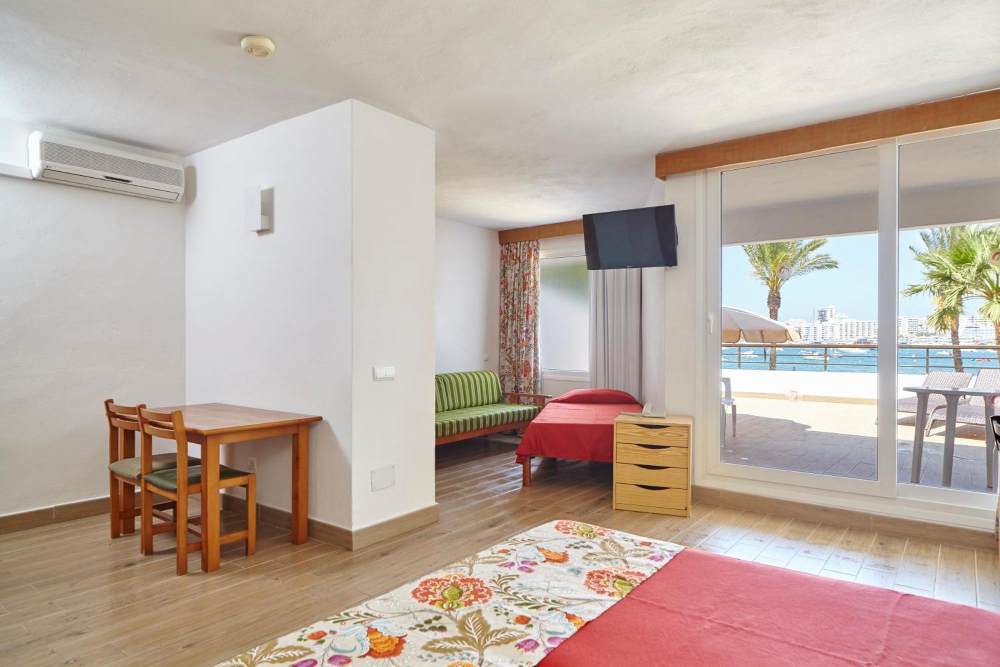 Apartamentos Ses Savines Sant Antoni de Portmany Extérieur photo